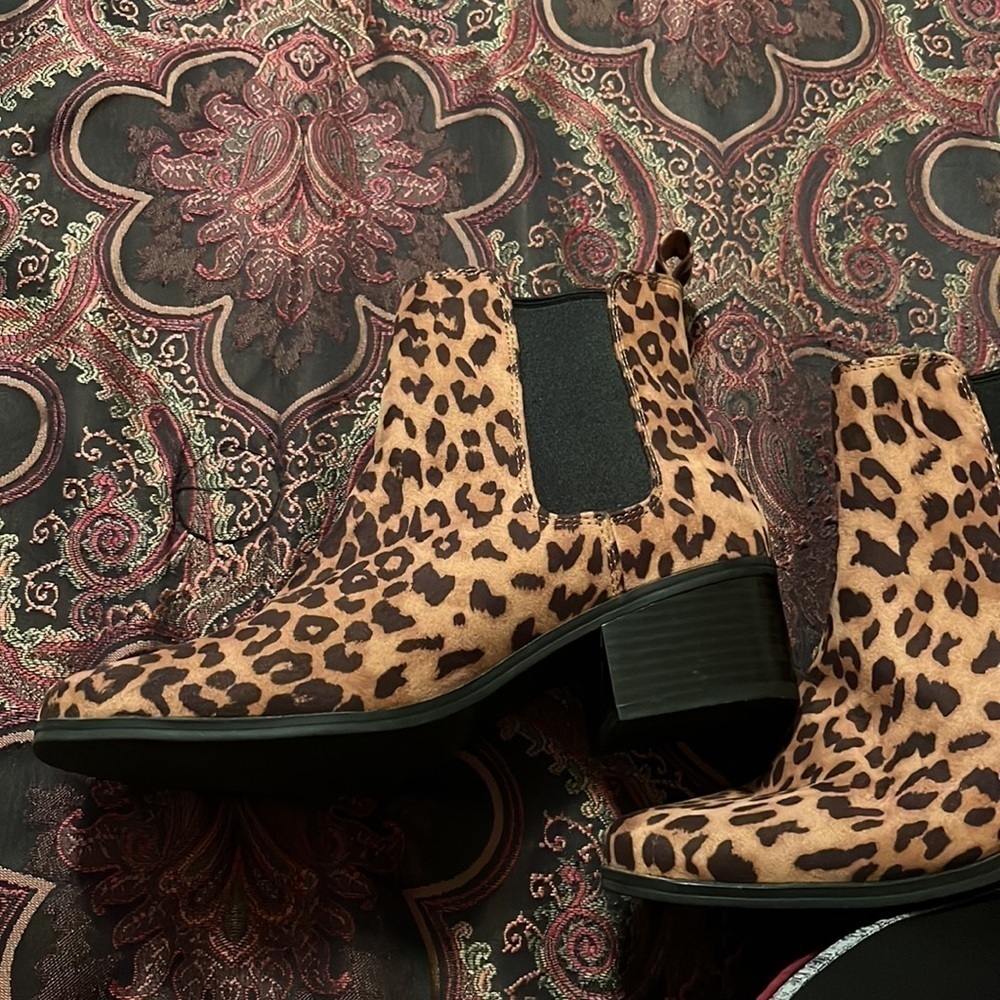 Cheetah Print Boots by “A New Day”. - Picture 3 of 13